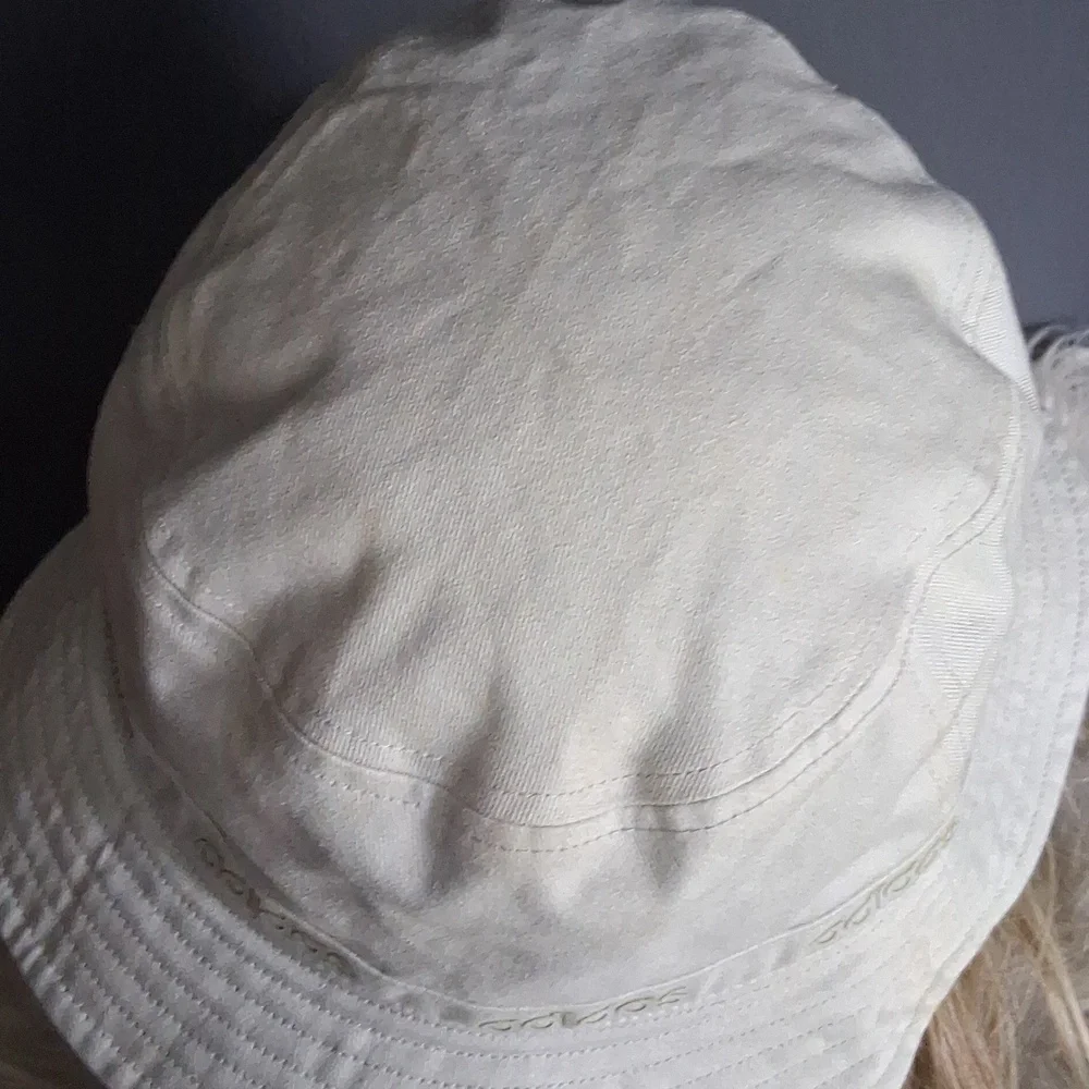 Adidas Bucket Hat